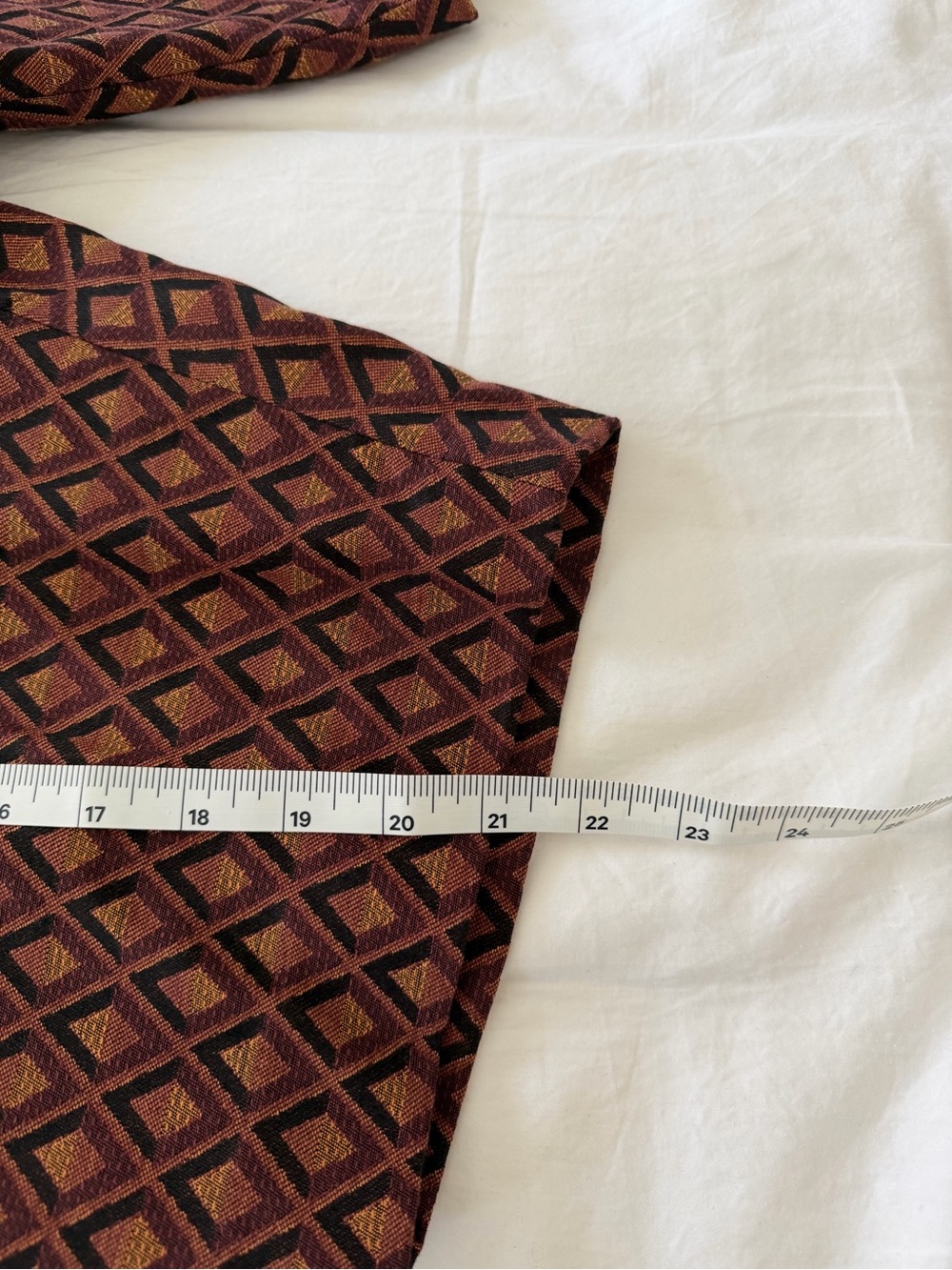 Scotch & Soda Diamond-Pattern Shorts in Rust and Gold - Picture 6 of 8
